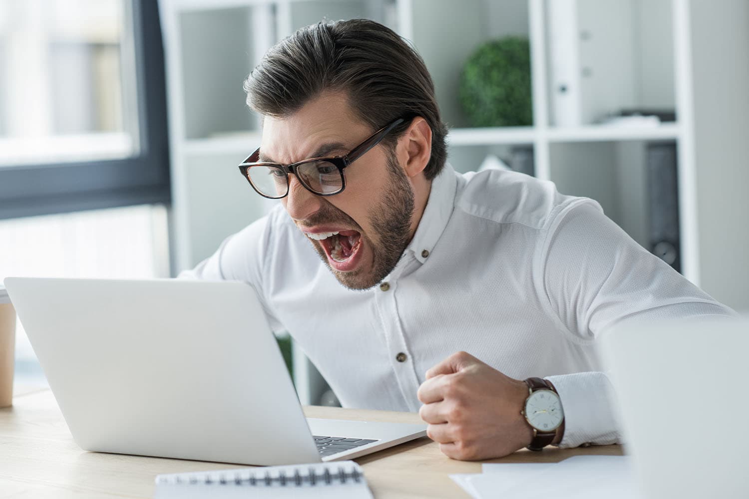 Gestire un Responsabile eccessivamente critico:Trasformare il Feedback in opportunità di crescita